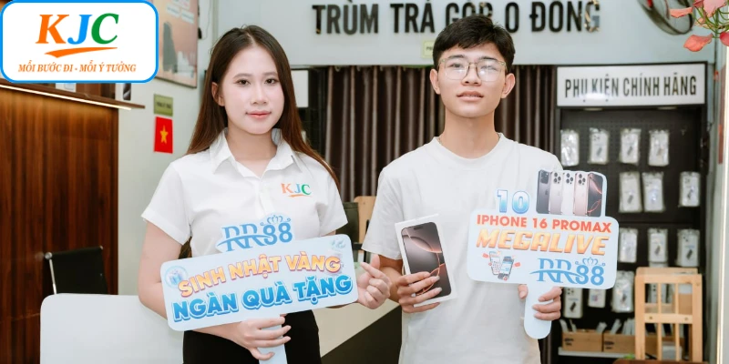 Điểm qua những quà tặng dành cho khách hàng may mắn tháng 4